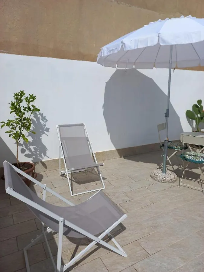 La Casa Del Vicolo Villa Noto Vakantiehuis